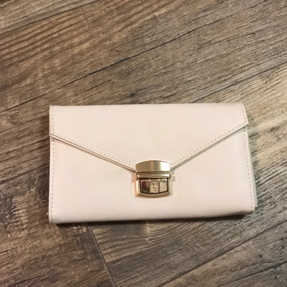 FOREVER 21 CREAM BUCKLE CLUTCH/ WALLET - Picture 1 of 7